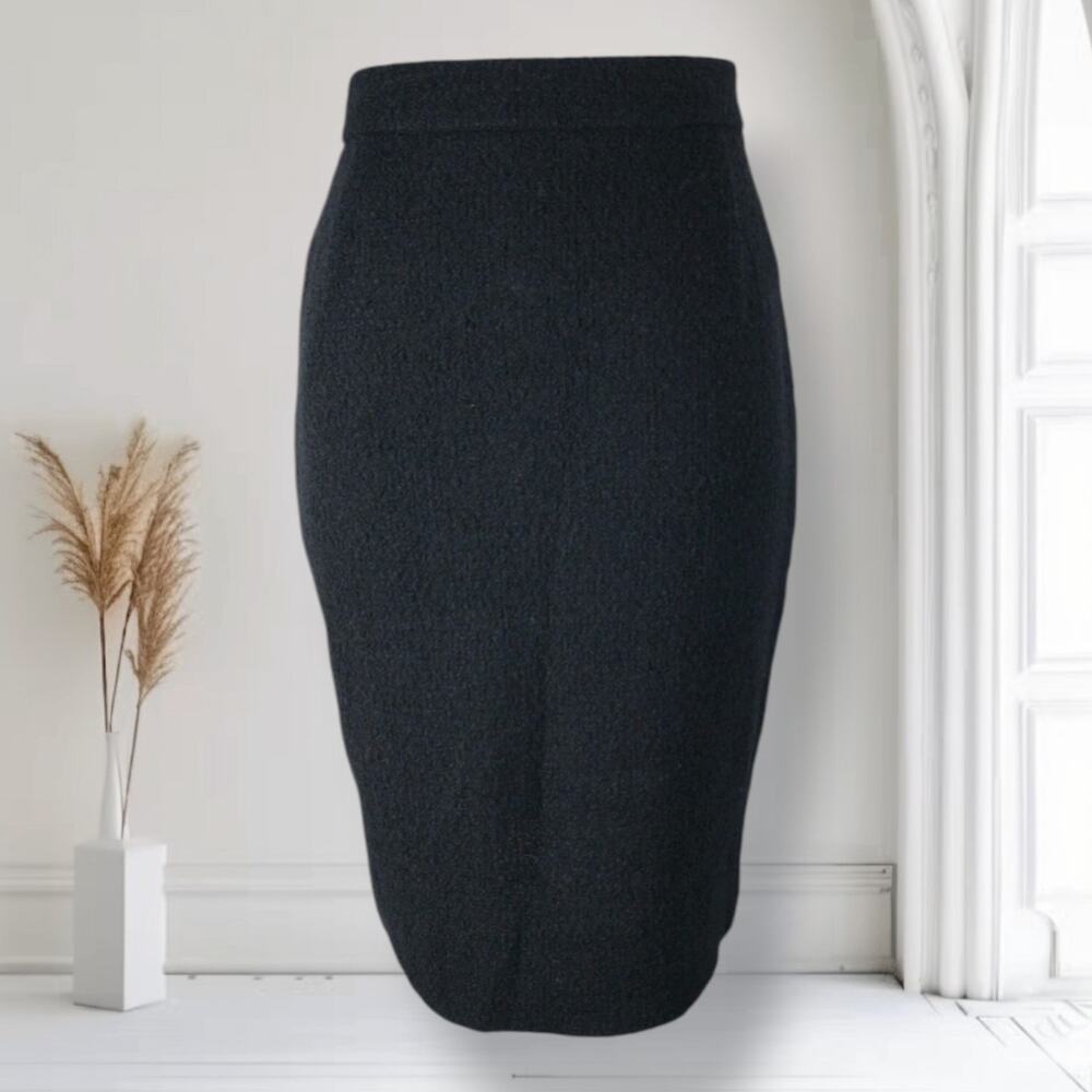 Vintage Donna Karan New York Black Boucle Wool Pencil Skirt Size 4 USA
